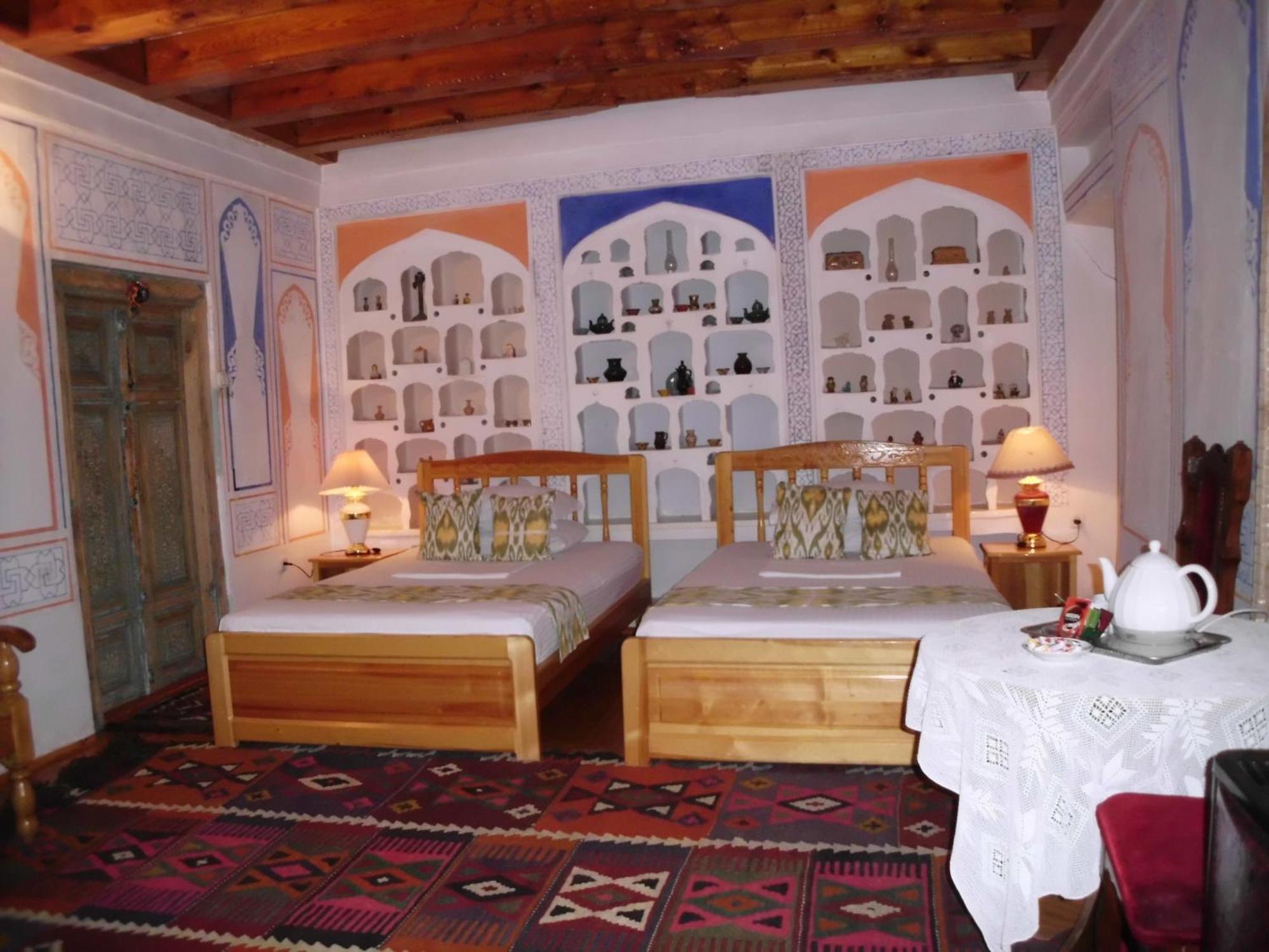 Emir Bed & Breakfast Bukhara Bagian luar foto